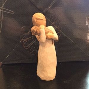 Willow tree- angel of friendship figurine